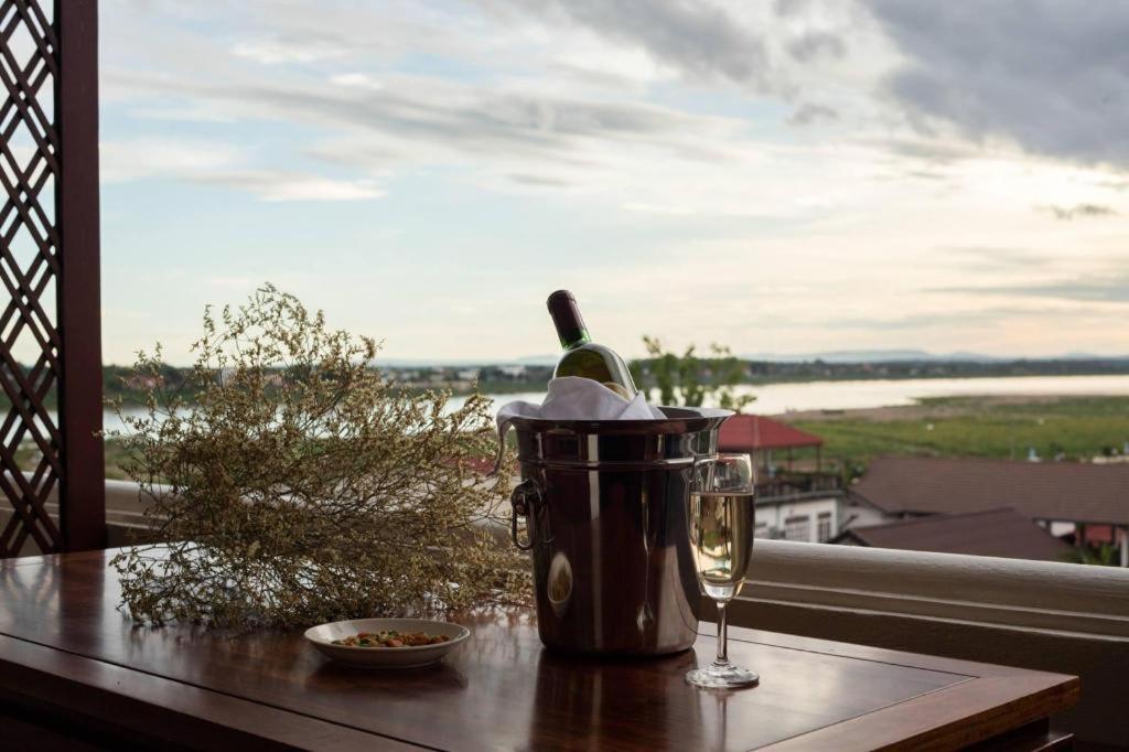 Lao Orchid Hotel Wientian Zewnętrze zdjęcie